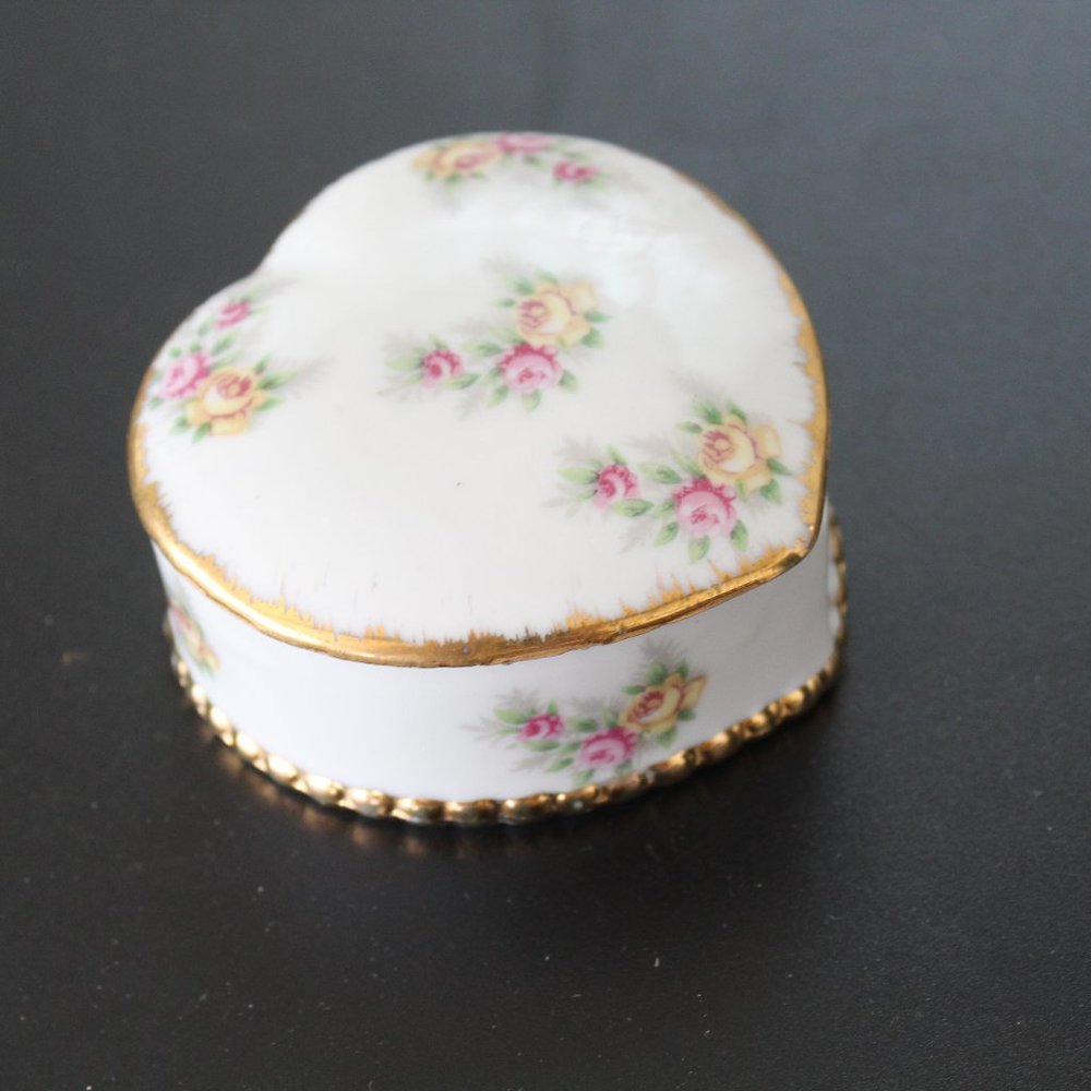 Enesco Japan Vintage Heart Shaped Lidded Trinket Jewelry Box
